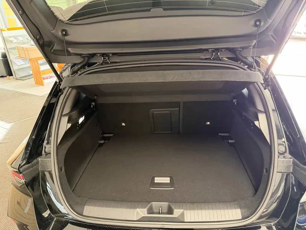 Opel Astra 1.2 Turbo 96kW GS Line 02/2023-photo-4