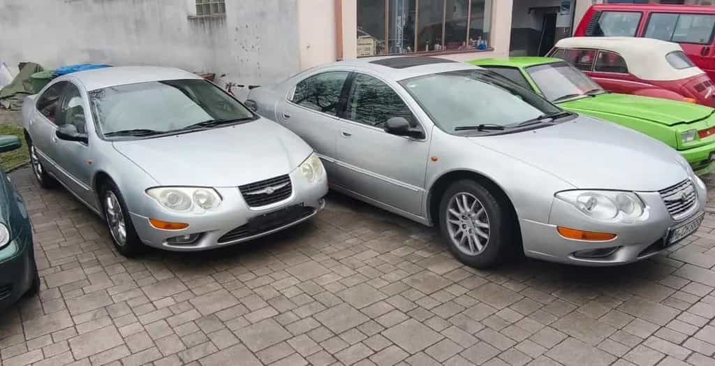 Chrysler 2 (!!!) x 300 M 3.5 V6 24V 05/2004-photo-0