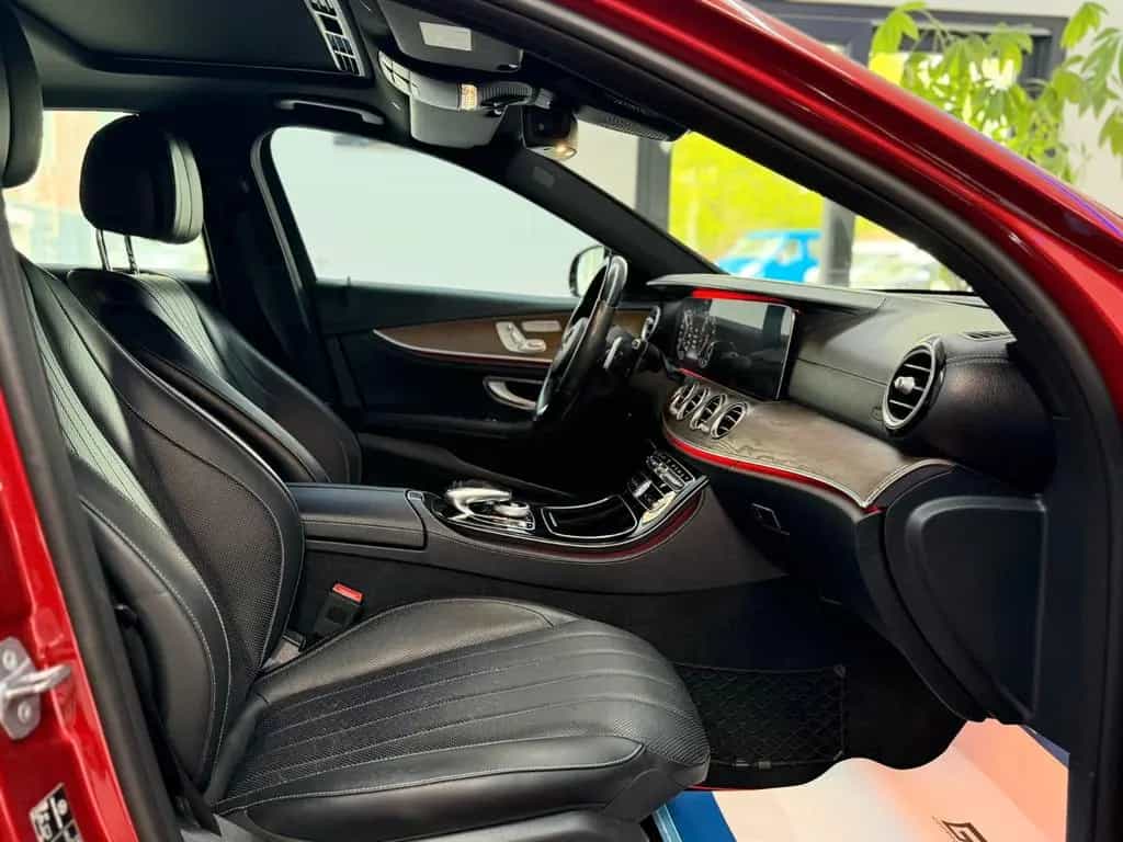 Mercedes-Benz E-Class 400 4M AMG-Line/Widescreen/ACC/Sitzklima/AirM 03/2017-photo-18