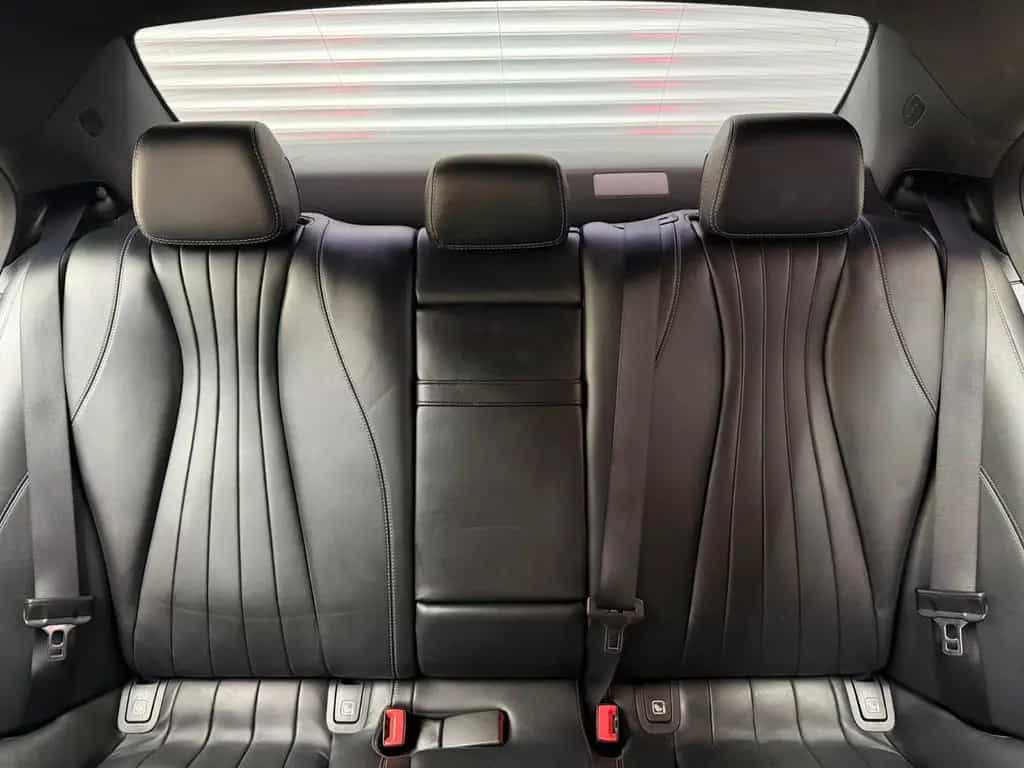 Mercedes-Benz E-Class 400 4M AMG-Line/Widescreen/ACC/Sitzklima/AirM 03/2017-photo-23