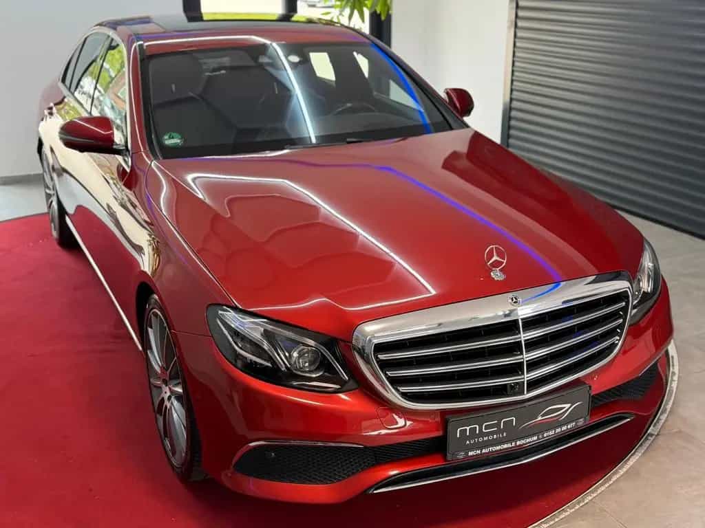 Mercedes-Benz E-Class 400 4M AMG-Line/Widescreen/ACC/Sitzklima/AirM 03/2017-photo-3