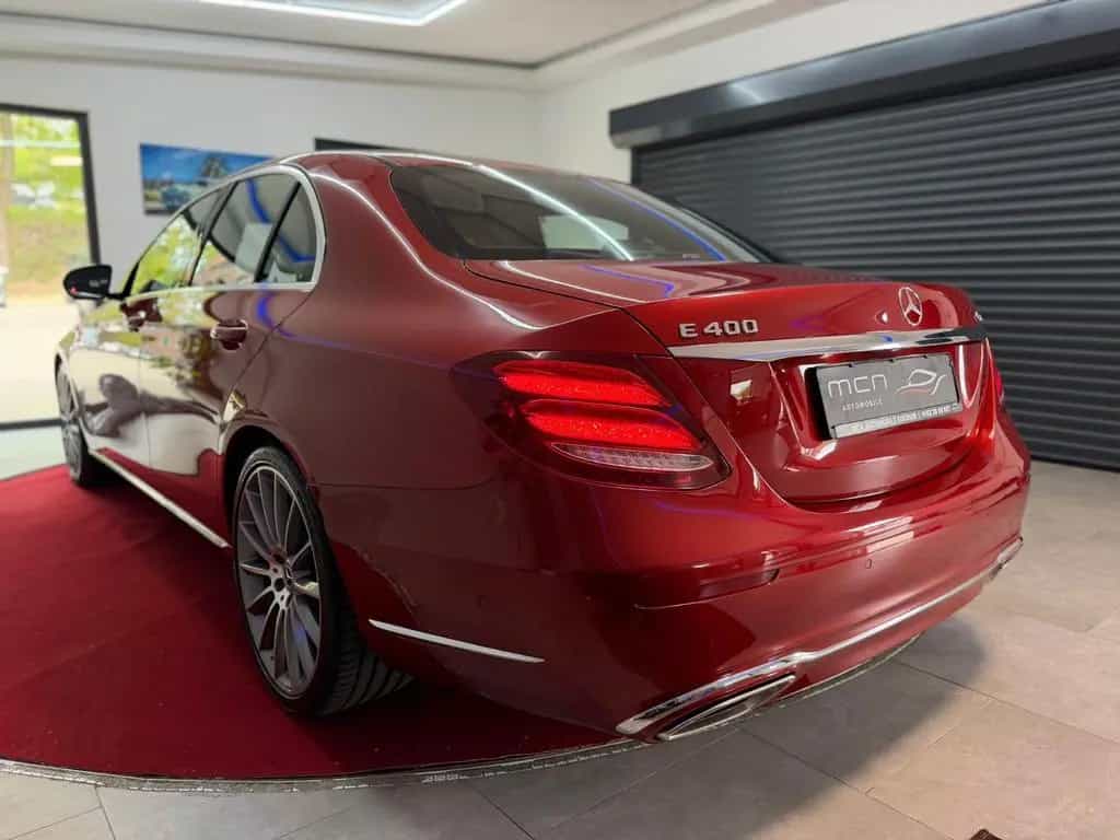 Mercedes-Benz E-Class 400 4M AMG-Line/Widescreen/ACC/Sitzklima/AirM 03/2017-photo-4