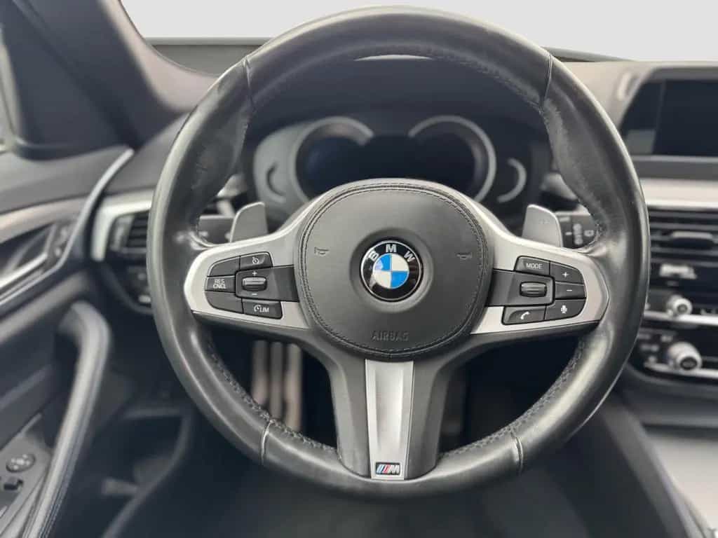 BMW 5 Series 520 d M Sport/HUD/Alcantara/Kamera/Top Zustand/ 12/2018-photo-10