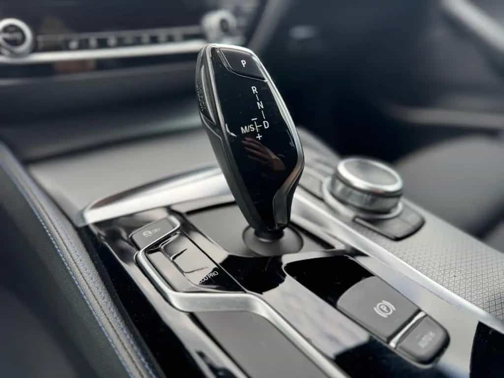 BMW 5 Series 520 d M Sport/HUD/Alcantara/Kamera/Top Zustand/ 12/2018-photo-16