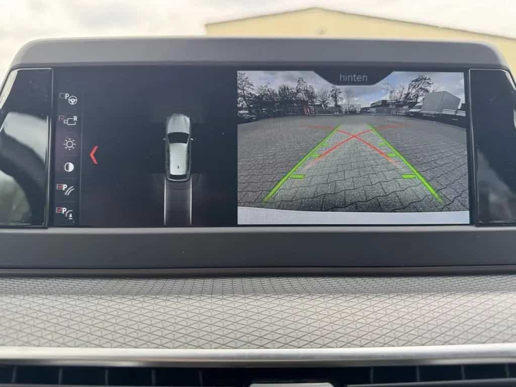 BMW 5 Series 520 d M Sport/HUD/Alcantara/Kamera/Top Zustand/ 12/2018-photo-19