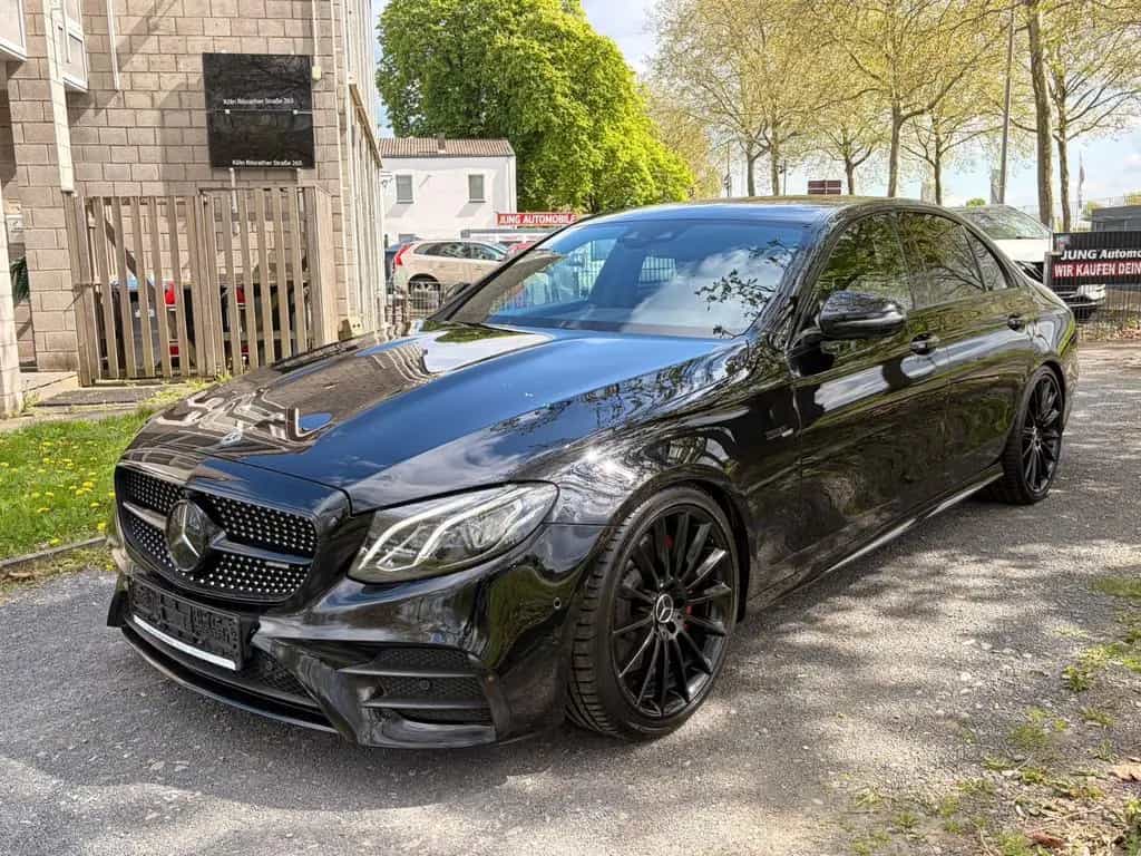 Mercedes-Benz E-Class 53 AMG Limousine 4Matic+ Night Paket + EU6 06/2019-photo-3