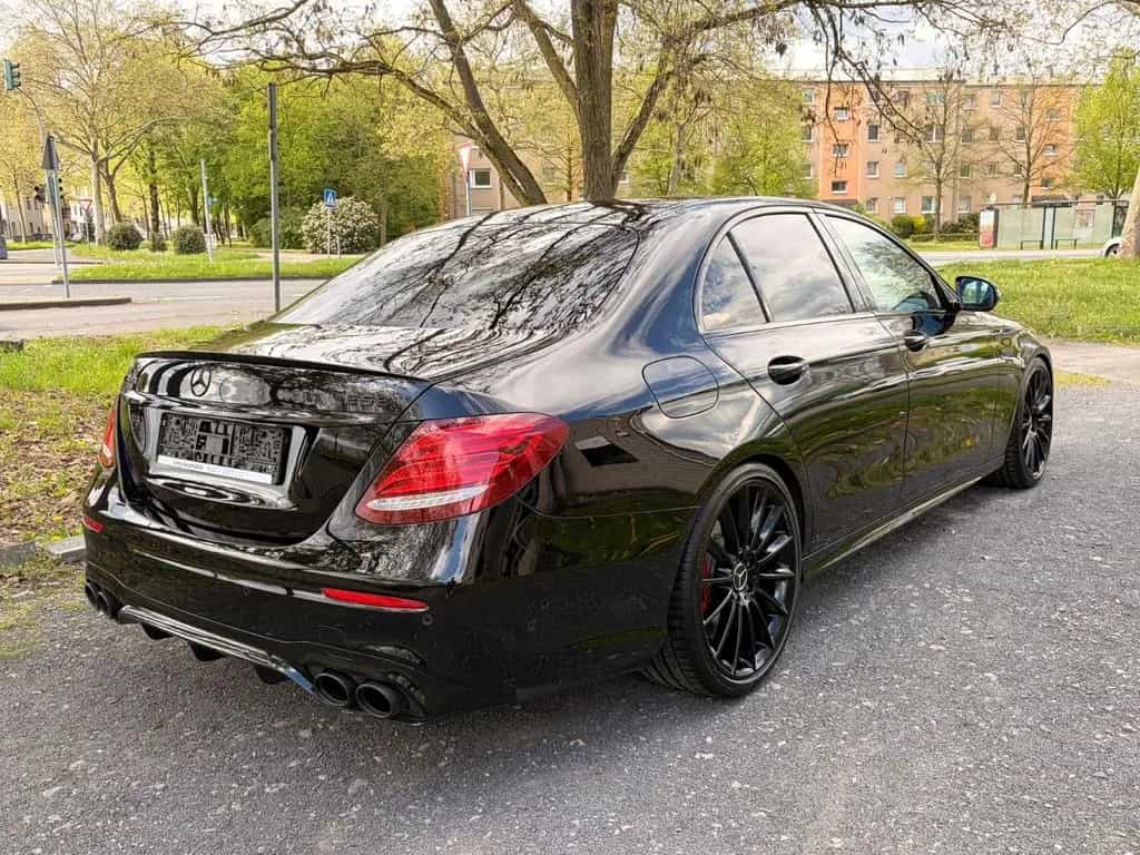 Mercedes-Benz E-Class 53 AMG Limousine 4Matic+ Night Paket + EU6 06/2019-photo-5