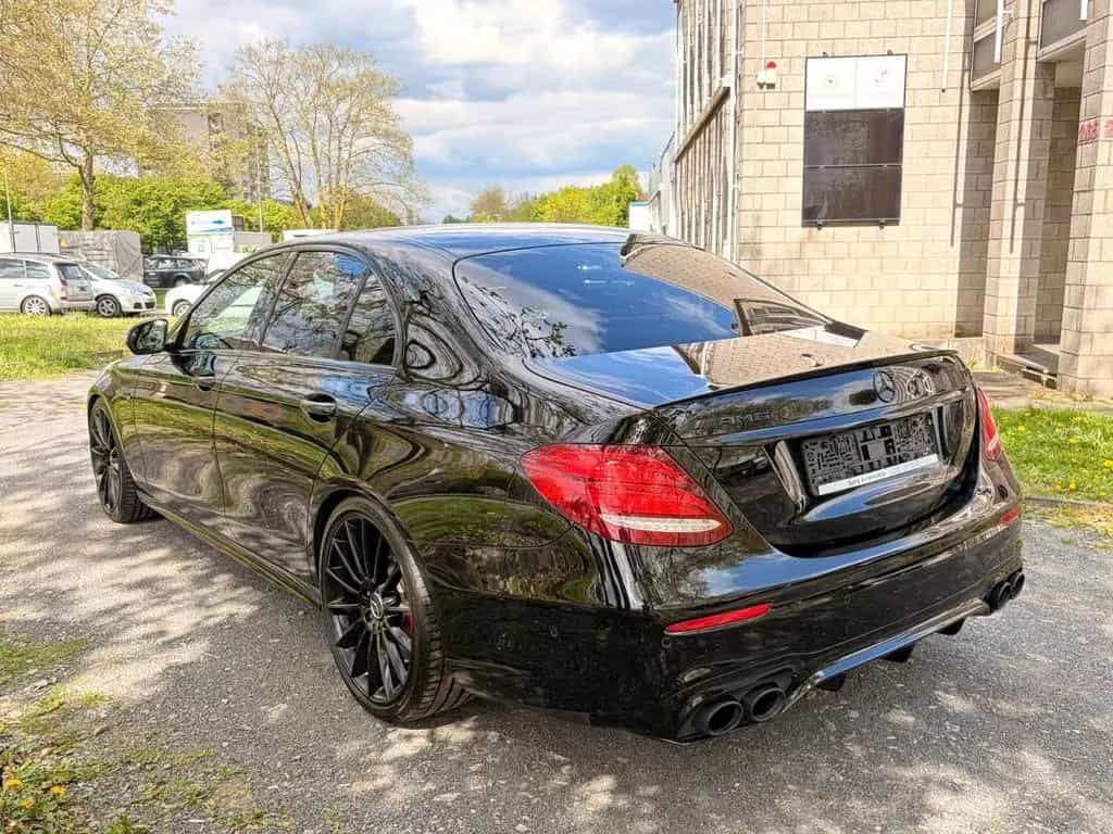 Mercedes-Benz E-Class 53 AMG Limousine 4Matic+ Night Paket + EU6 06/2019-photo-6