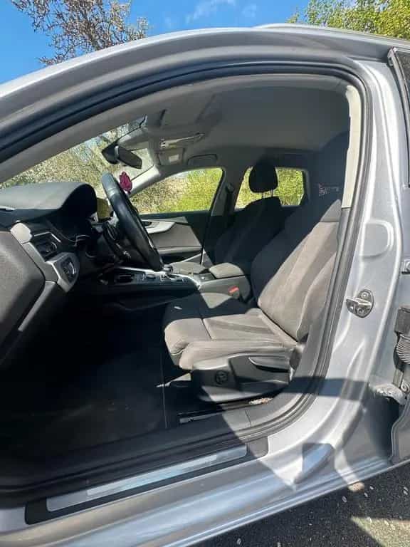 Audi A4 Avant sport 03/2018-photo-12