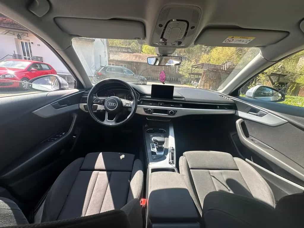 Audi A4 Avant sport 03/2018-photo-14
