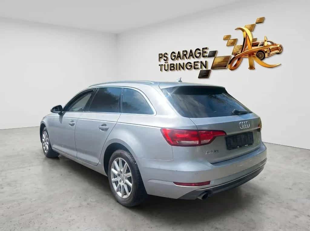Audi A4 Avant sport 03/2018-photo-4