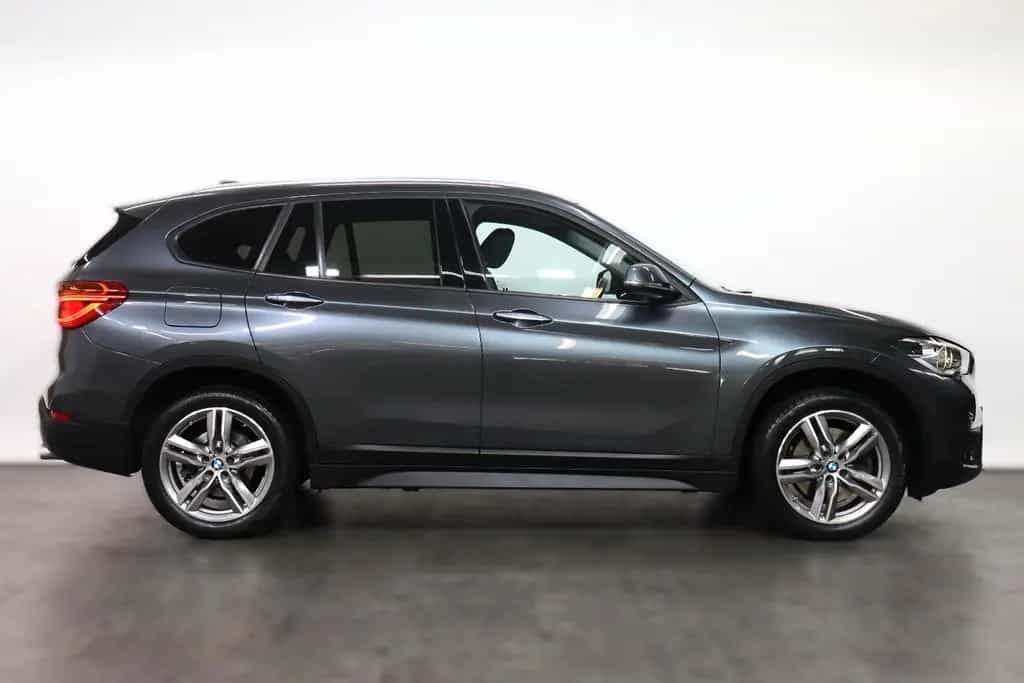 BMW X1 xDrive 20i Sport*NAVI*LED*SHZ*KLIMA*2.HD 11/2019-photo-11