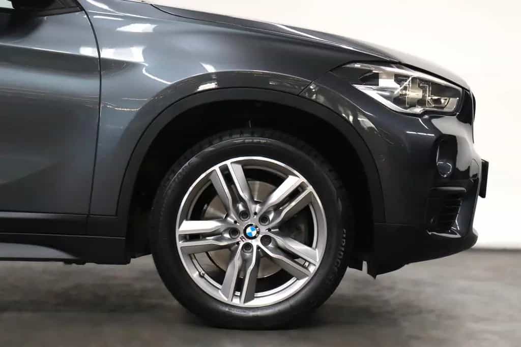 BMW X1 xDrive 20i Sport*NAVI*LED*SHZ*KLIMA*2.HD 11/2019-photo-12