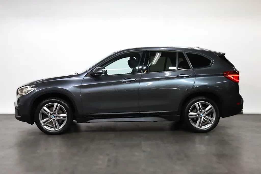 BMW X1 xDrive 20i Sport*NAVI*LED*SHZ*KLIMA*2.HD 11/2019-photo-13