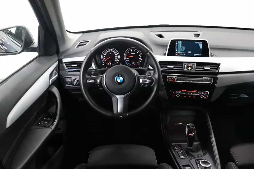 BMW X1 xDrive 20i Sport*NAVI*LED*SHZ*KLIMA*2.HD 11/2019-photo-16