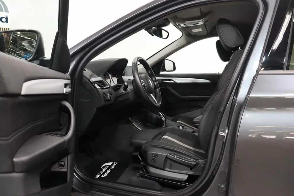 BMW X1 xDrive 20i Sport*NAVI*LED*SHZ*KLIMA*2.HD 11/2019-photo-23