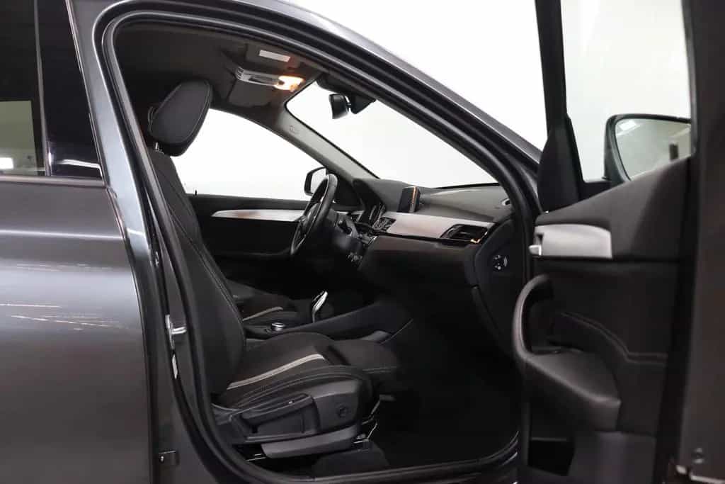 BMW X1 xDrive 20i Sport*NAVI*LED*SHZ*KLIMA*2.HD 11/2019-photo-24