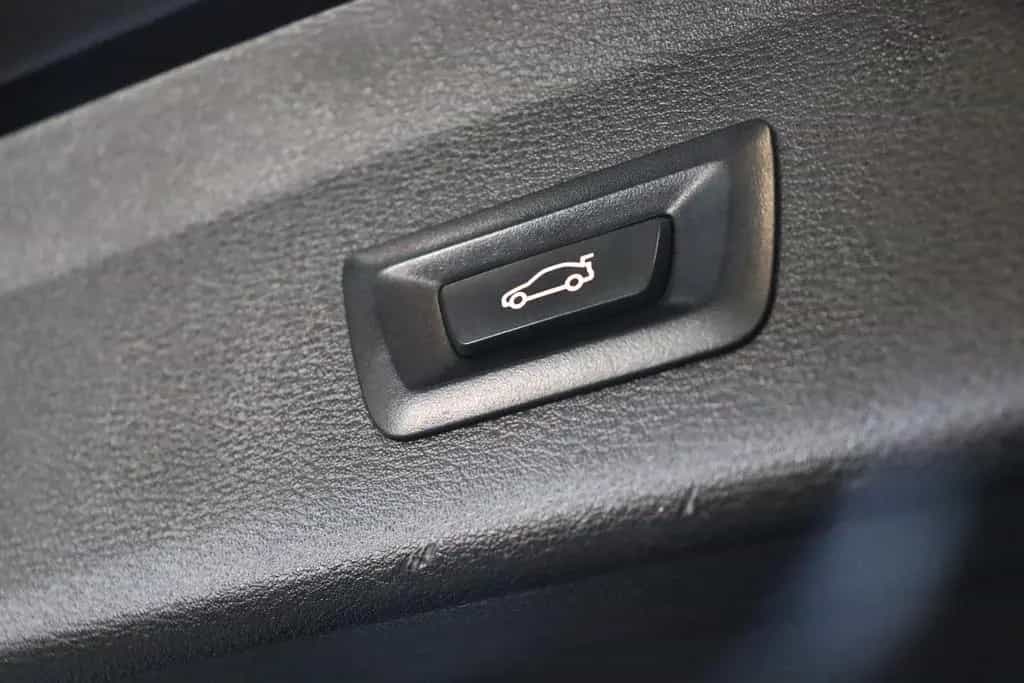 BMW X1 xDrive 20i Sport*NAVI*LED*SHZ*KLIMA*2.HD 11/2019-photo-26