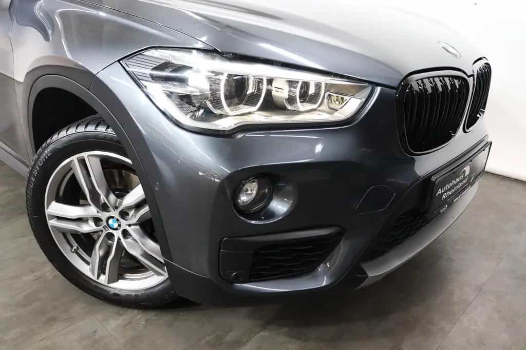BMW X1 xDrive 20i Sport*NAVI*LED*SHZ*KLIMA*2.HD 11/2019-photo-3