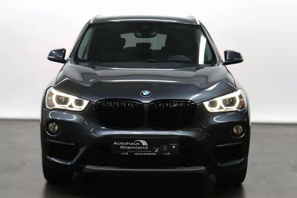 BMW X1 xDrive 20i Sport*NAVI*LED*SHZ*KLIMA*2.HD 11/2019-photo-4