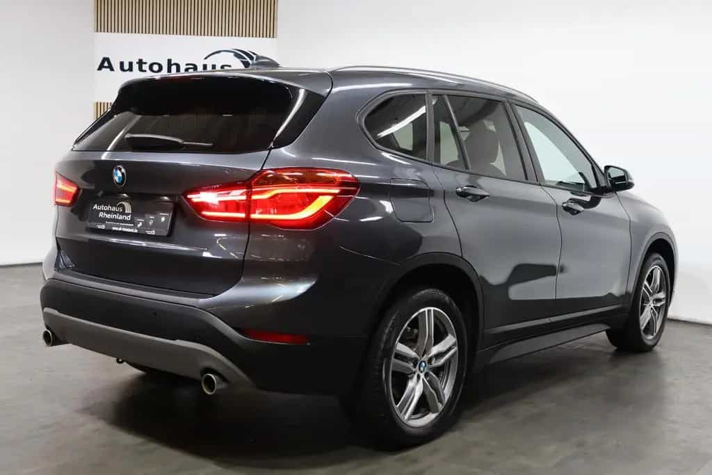 BMW X1 xDrive 20i Sport*NAVI*LED*SHZ*KLIMA*2.HD 11/2019-photo-7