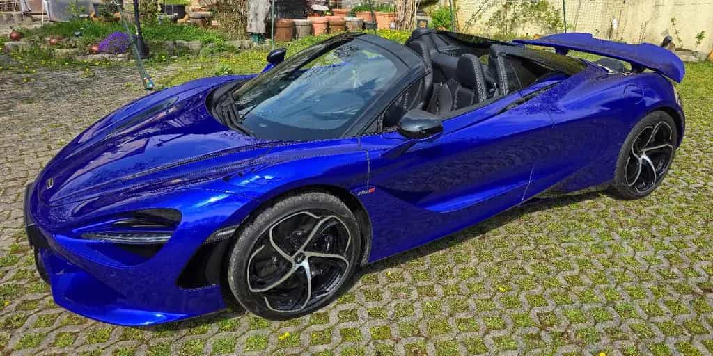 McLaren 750S Tanzanite Blue 08/2023-photo-1
