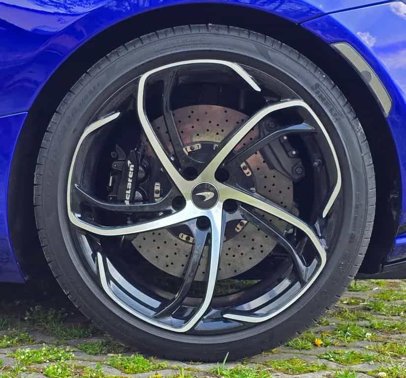 McLaren 750S Tanzanite Blue 08/2023-photo-14