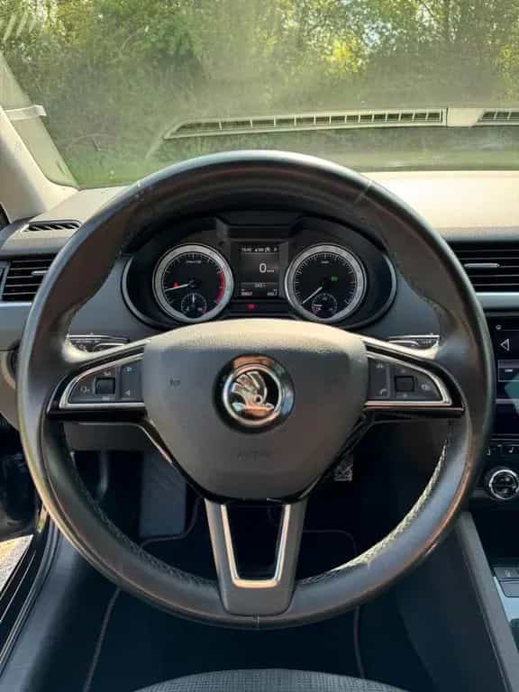 Skoda Style 4x4 | AUTOMATIK, LED, TEMPOMAT, KEYLESS 06/2018-photo-12