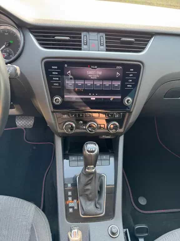 Skoda Style 4x4 | AUTOMATIK, LED, TEMPOMAT, KEYLESS 06/2018-photo-13