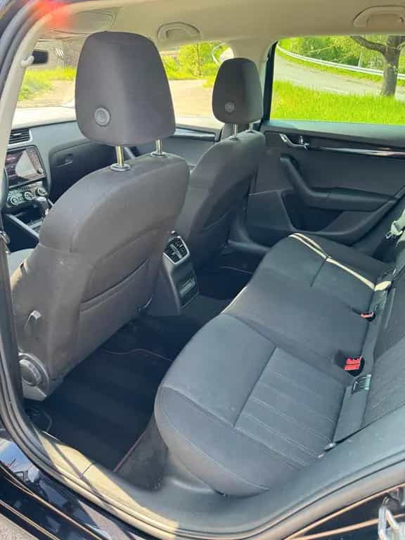 Skoda Style 4x4 | AUTOMATIK, LED, TEMPOMAT, KEYLESS 06/2018-photo-17