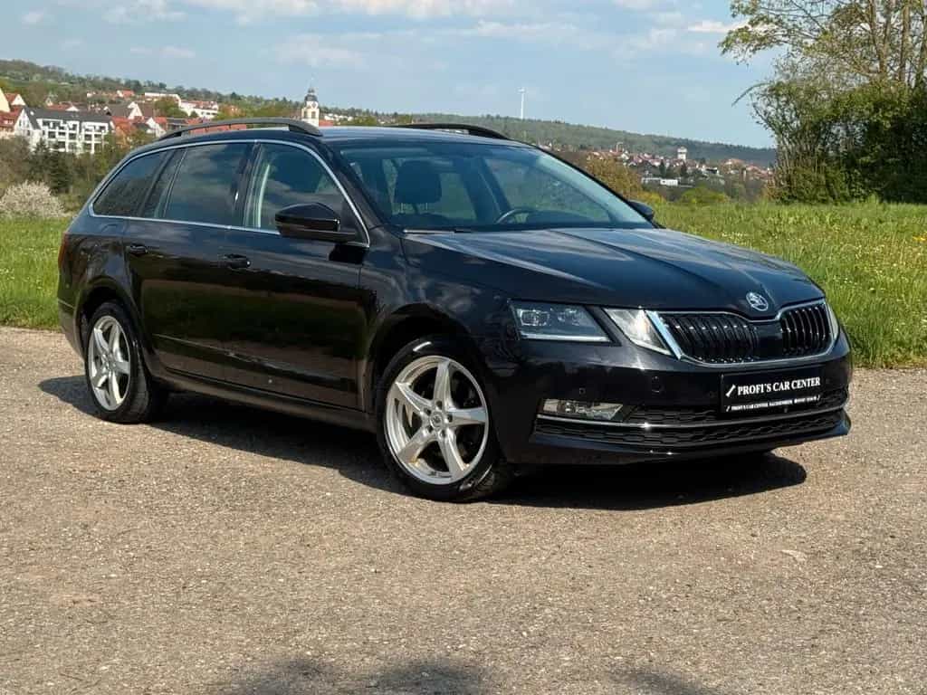 Skoda Style 4x4 | AUTOMATIK, LED, TEMPOMAT, KEYLESS 06/2018-photo-2