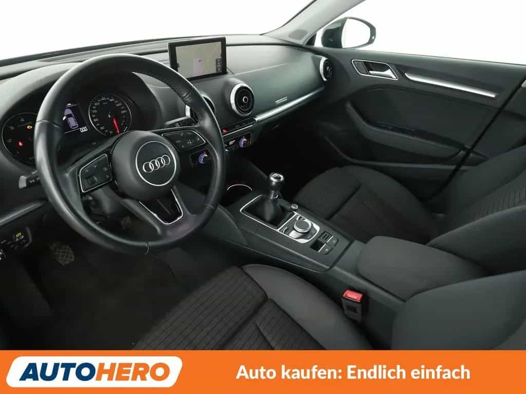 Audi A3 Sportback 1.6 TDI Sport *NAVI*XENON*TEMPO*PDC 03/2018-photo-10