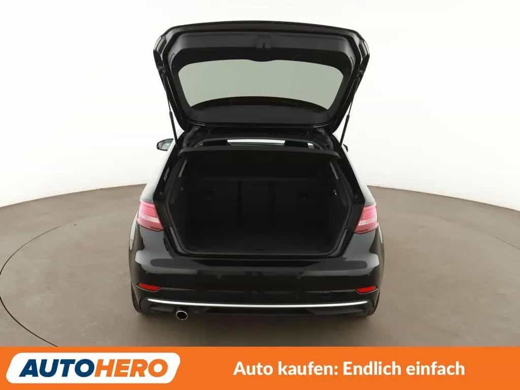 Audi A3 Sportback 1.6 TDI Sport *NAVI*XENON*TEMPO*PDC 03/2018-photo-16