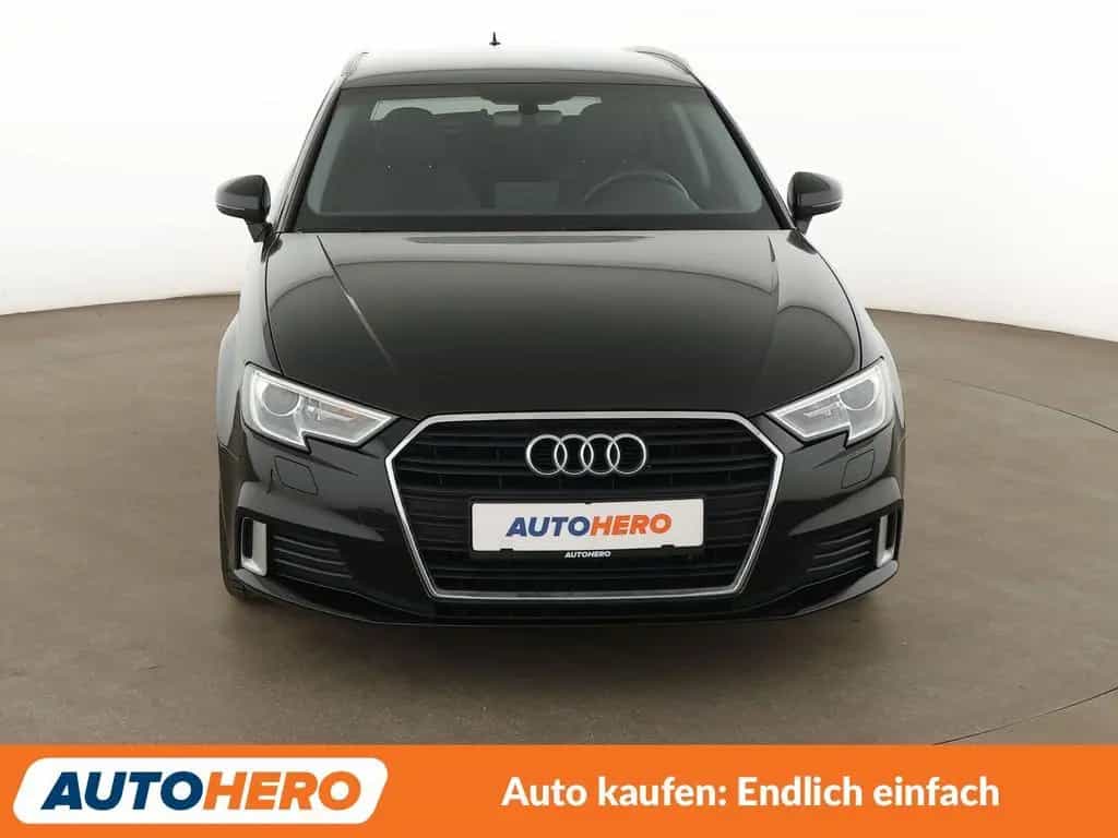 Audi A3 Sportback 1.6 TDI Sport *NAVI*XENON*TEMPO*PDC 03/2018-photo-8