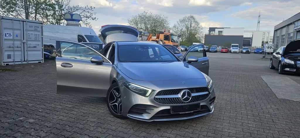 Mercedes-Benz A-Class 220 A A 220 09/2019-photo-28