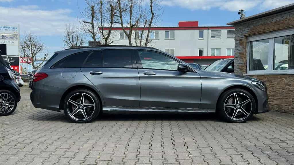 Mercedes-Benz C 250 d T AMG LINE! DISTR+! HUD! PANO! 360°! ILS! 12/2017-photo-6