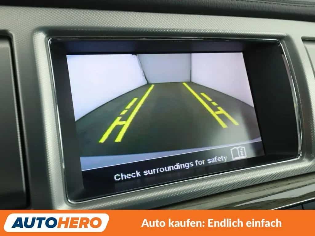 Jaguar XF 2.2 D Aut*NAVI*XENON*TEMPO*CAM*PDC*SHZ* 08/2015-photo-21