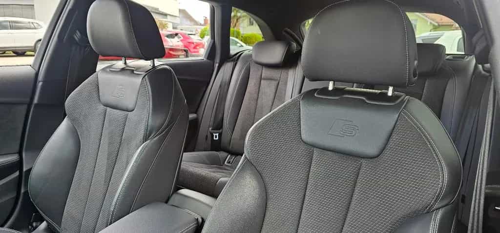 Audi A4 07/2021-photo-19