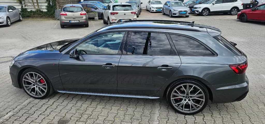 Audi A4 07/2021-photo-2