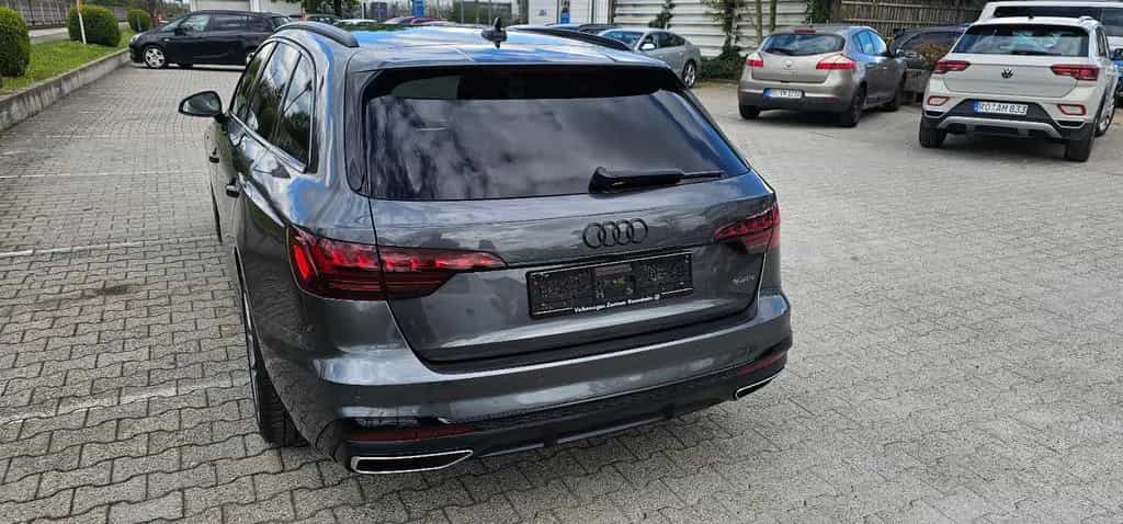 Audi A4 07/2021-photo-4