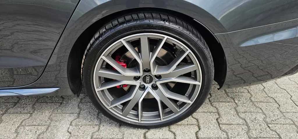 Audi A4 07/2021-photo-48