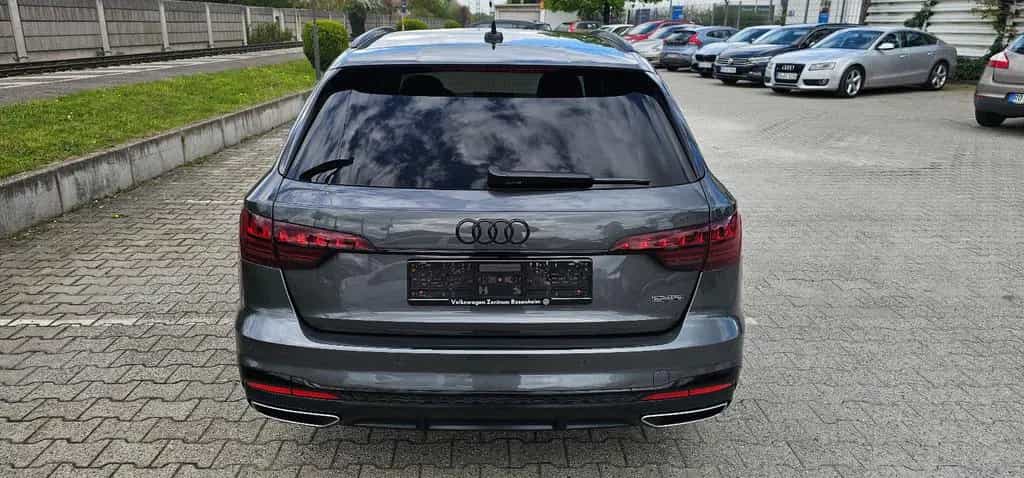 Audi A4 07/2021-photo-5