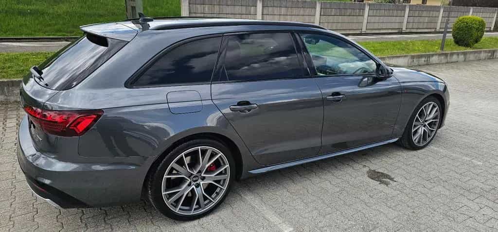 Audi A4 07/2021-photo-6