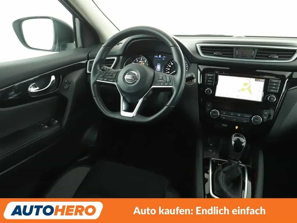 Nissan Qashqai 1.3 DIG-T N-Connecta Aut*NAVI*TEMPO*CAM* 03/2020-photo-11