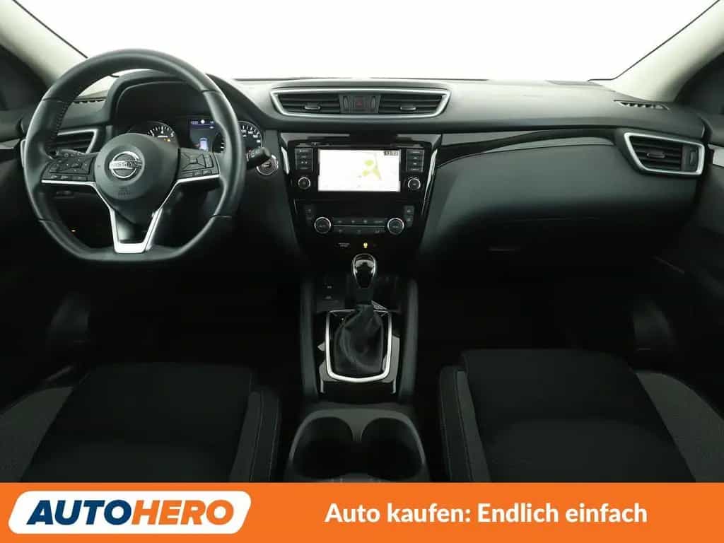 Nissan Qashqai 1.3 DIG-T N-Connecta Aut*NAVI*TEMPO*CAM* 03/2020-photo-13