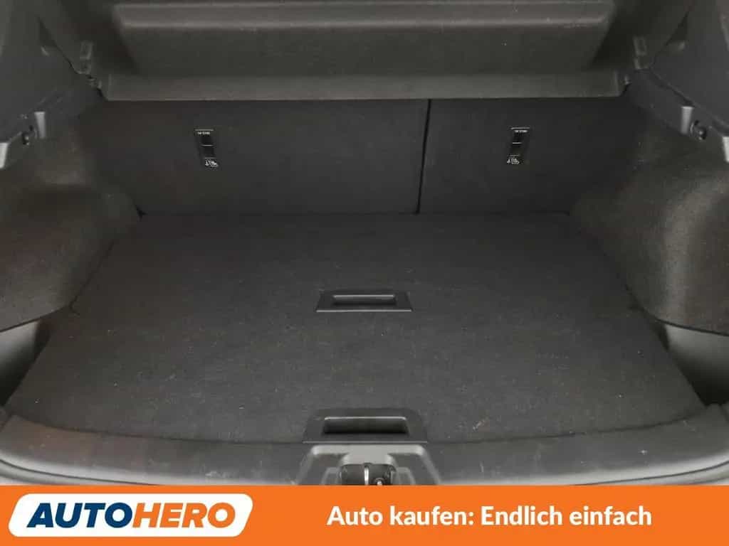 Nissan Qashqai 1.3 DIG-T N-Connecta Aut*NAVI*TEMPO*CAM* 03/2020-photo-16