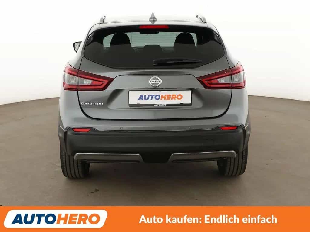 Nissan Qashqai 1.3 DIG-T N-Connecta Aut*NAVI*TEMPO*CAM* 03/2020-photo-4
