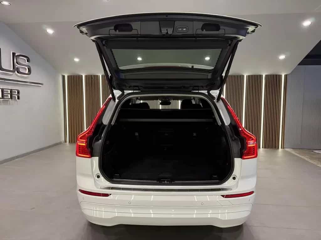 Volvo XC60 XC 60 Core 2WD*LED*NAVI*RFK* 04/2023-photo-10