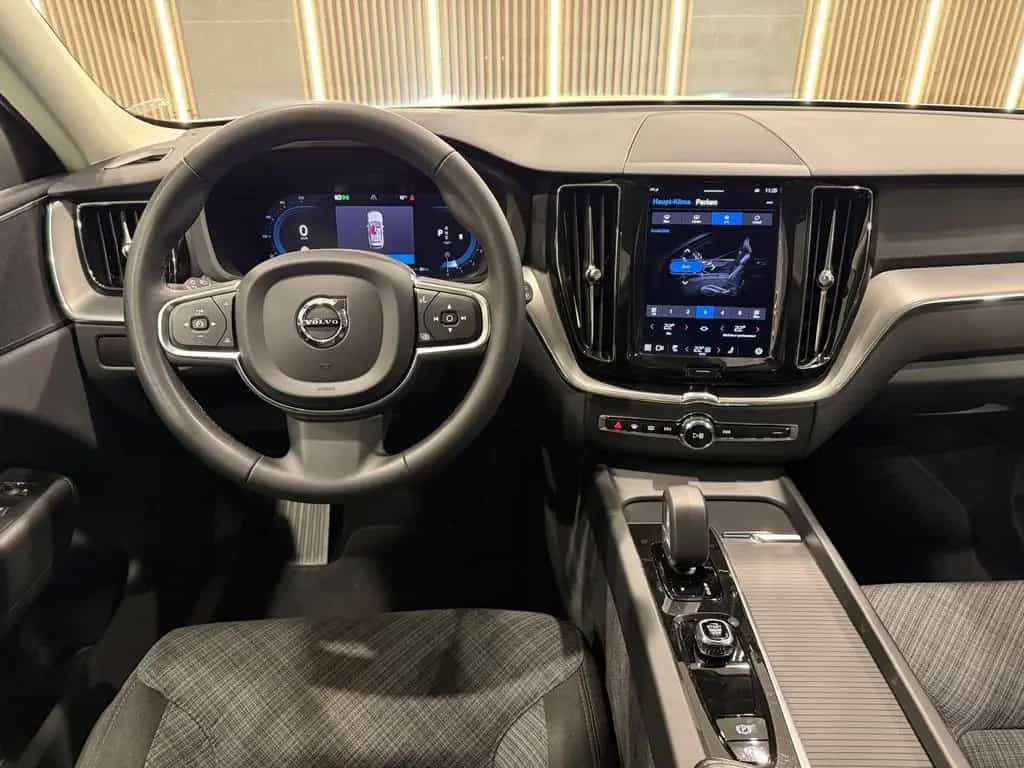 Volvo XC60 XC 60 Core 2WD*LED*NAVI*RFK* 04/2023-photo-14