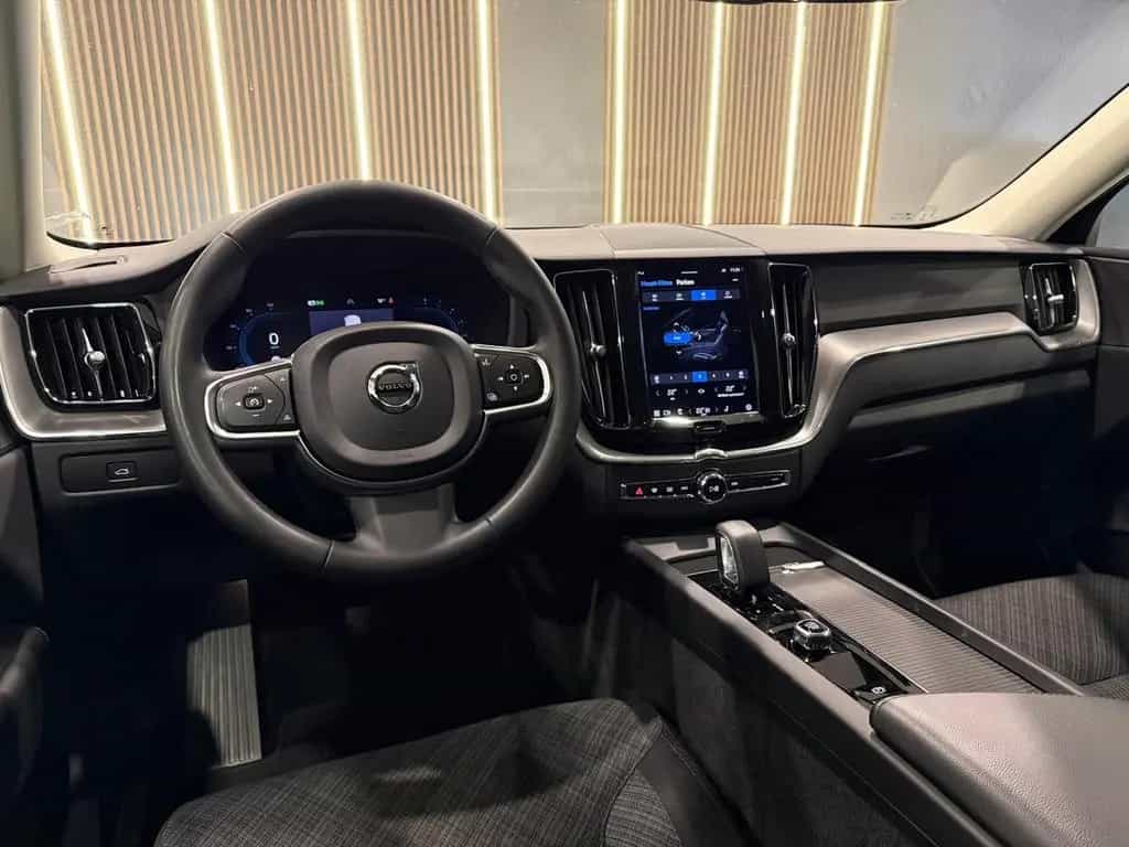 Volvo XC60 XC 60 Core 2WD*LED*NAVI*RFK* 04/2023-photo-15